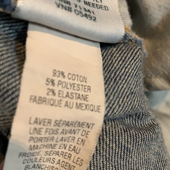 WOMEN'S LL Bean Favorite Fit Blue Jeans Size 4P - Picture 10 of 10